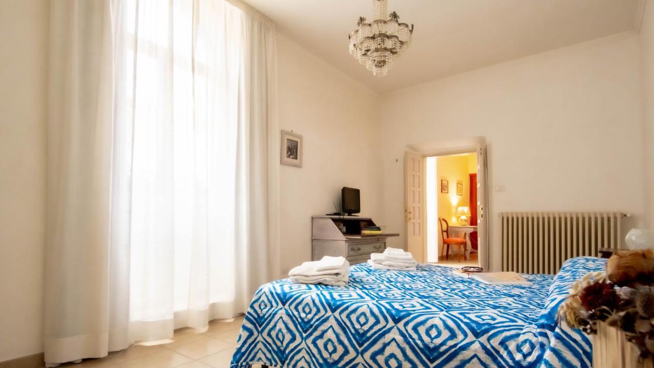 Appartamento Piazza Santa Maria Nuova Viterbo Luaran gambar